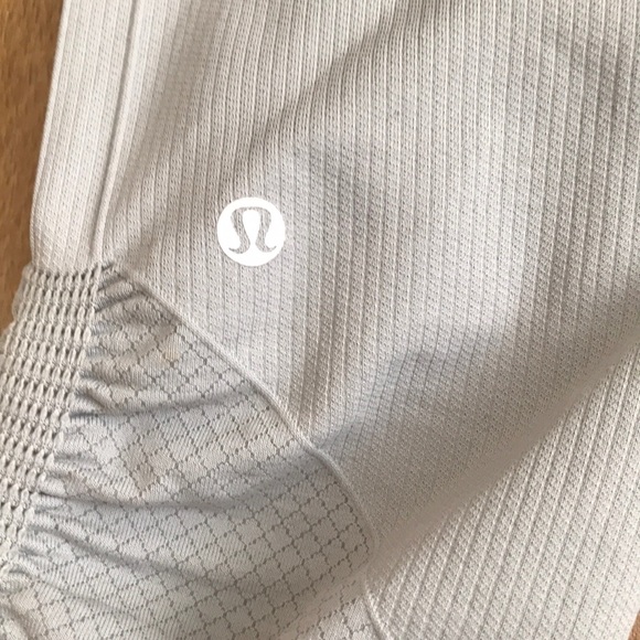 Crop Lululemon Leggings - Picture 2 of 4